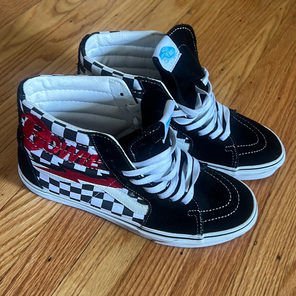 Vans Sk8 Ziggy Stardust Diamond Dogs Bowie High Tops. NWT Men’s 9 Wmn’s 10.5.